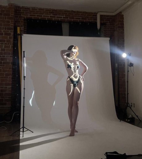 Tati Bruening プロフィール写真