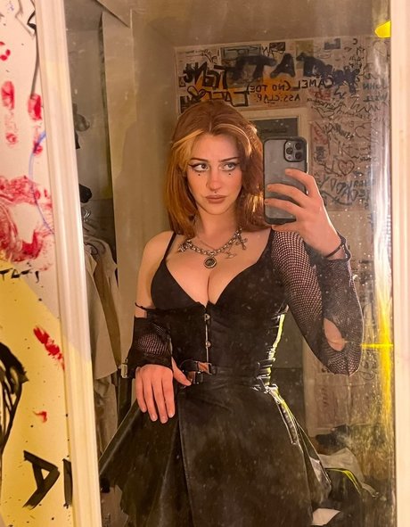 ランジェリーヌードオンリーファンズ 美しい アーカイブ