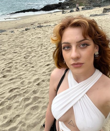 Tati Bruening ポルノスター セックス 画像