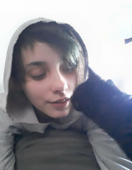 pink kunt 独占スター 写真