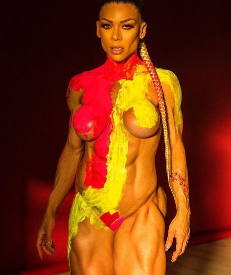 Izabelle Paula 完璧なモデル 画像