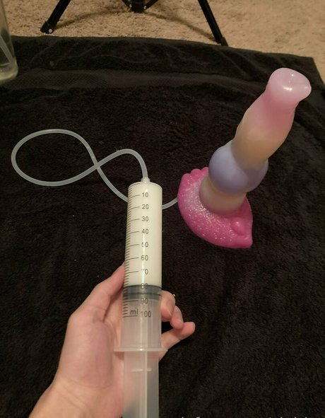 曲線美のxxx オンリーファンズ 無料ヌード 画像