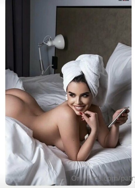 Nextsupergirl セックススター 写真