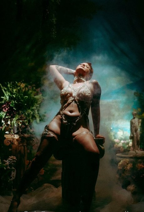 rosamagnoliaxo ポルノスター トップ 画像