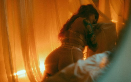 rosamagnoliaxo アダルトスター 画像