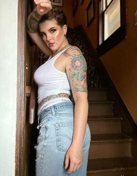 rosamagnoliaxo セックスモデル ギャラリー