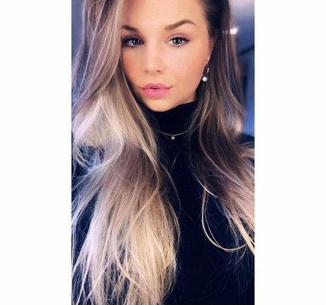 Joyce Straten 素敵なスター ギャラリー