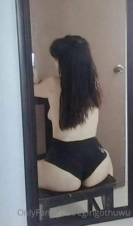 金髪の筋肉オンリーファンズ 美しいxxx 写真