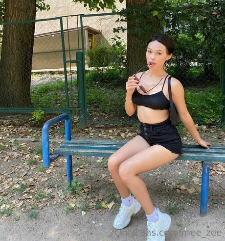 asmrマッサージオンリーファンズ 無料ヌード 画像