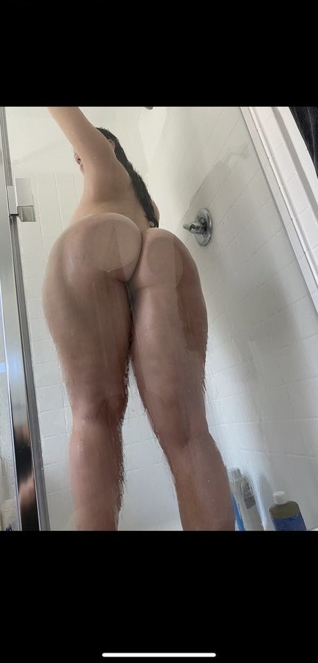 レズビアンマッサージオンリーファンズ セクシーヌード 画像