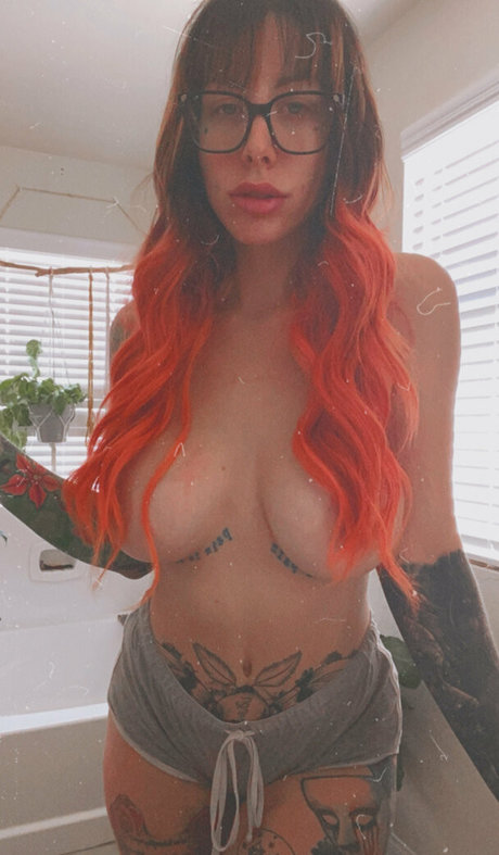 theonlinegirlfriend ヌードスター 写真