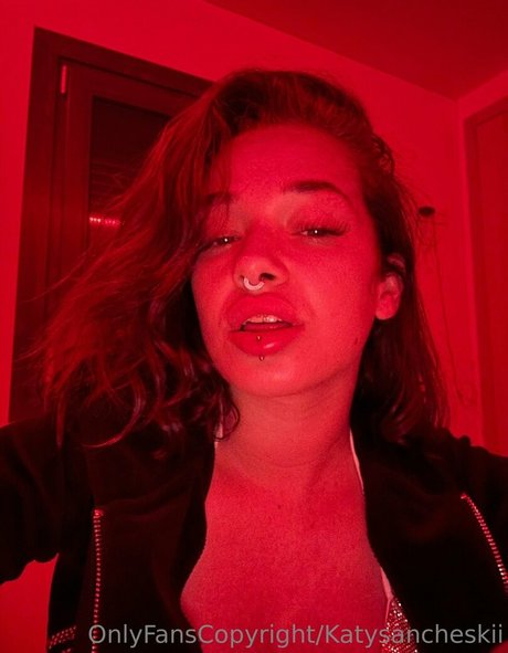 katysancheskii ポルノスター 高品質 写真