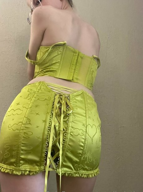 ぽっちゃりティーンオンリーファンズ 美しい裸 ギャラリー