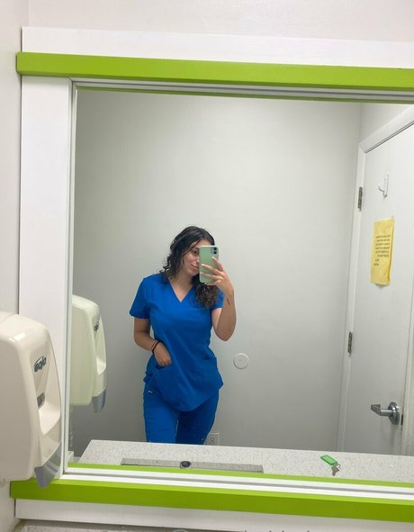 naughtynatvip ポルノスター ギャラリー