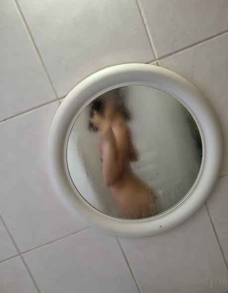 sodyna スター ヌード 写真