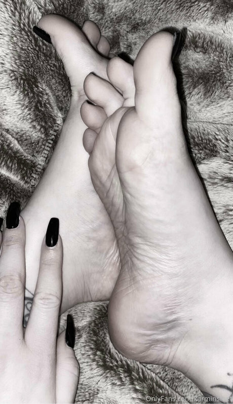 タトゥーオンリーファン セックス 写真