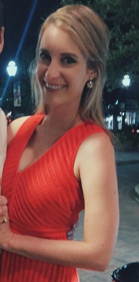 足の動画 オンリーファンズ 裸 写真