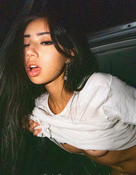 バニー無料オンリーファンズ 無料裸 写真