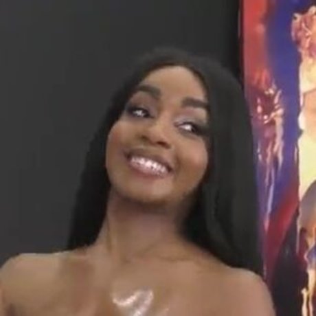 LilyStarfirex 素敵な女優 写真