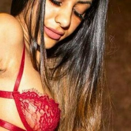 iwantannietyler 高品質女優 写真