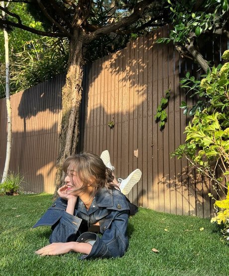 Jihyo アダルトスター 写真