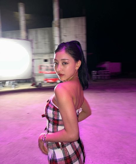 Jihyo ポルノスター 可愛い 写真