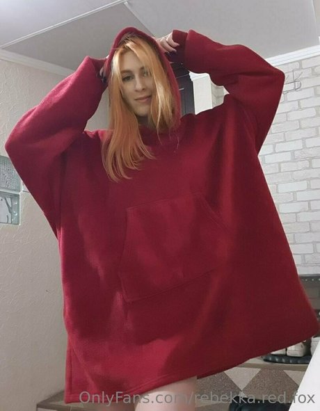 rebekka red fox アダルトスター 写真