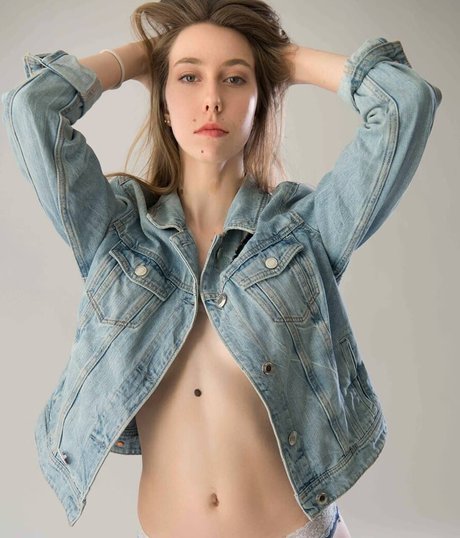 Ella Kosov xxx女優 写真