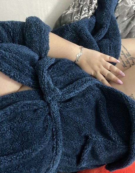 wild kitty9 トップポルノスター 写真