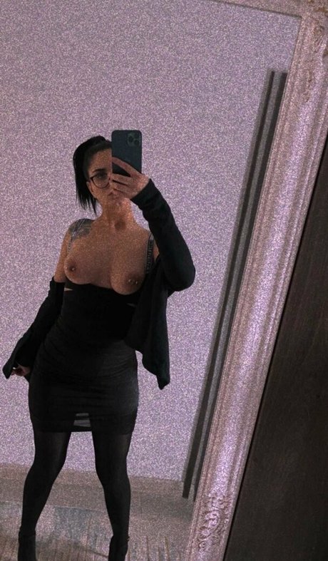 アナルオーガズム オンリーファンズ セクシーxxx 写真