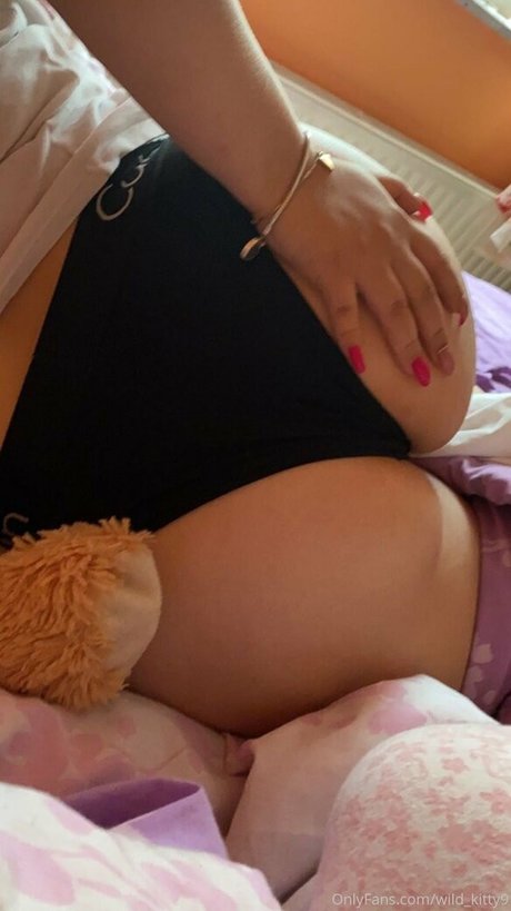 wild kitty9 HD女優 ギャラリー