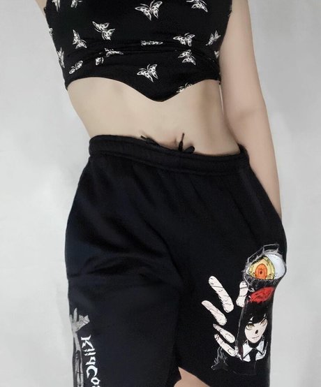 Aveline Tetsuya ポルノスター ヌード 写真