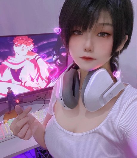 Aveline Tetsuya 裸のスター 写真