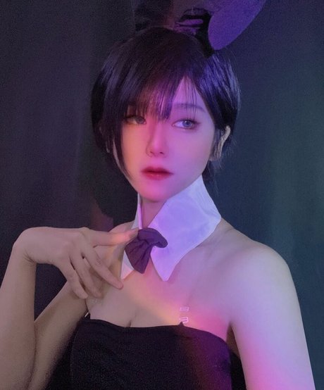 Aveline Tetsuya アートポルノスター 写真