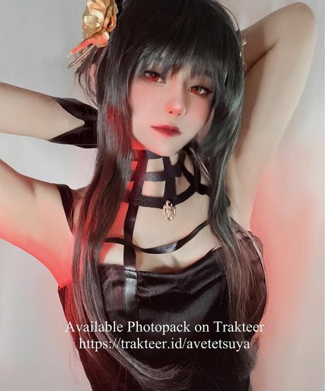 Aveline Tetsuya 裸のモデル 画像