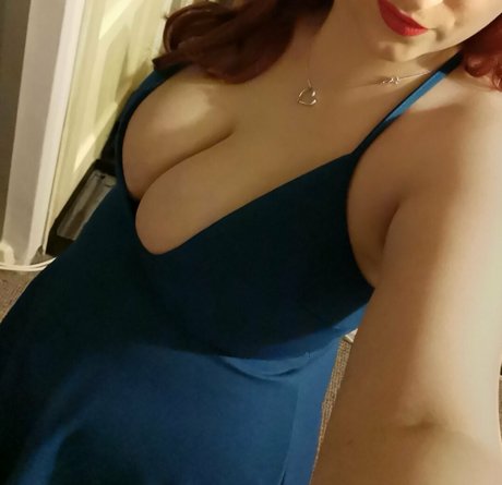 フェイシャルオンリーファンズ ホットセクシー 写真