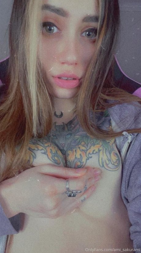 ami sakurami トップモデル ギャラリー