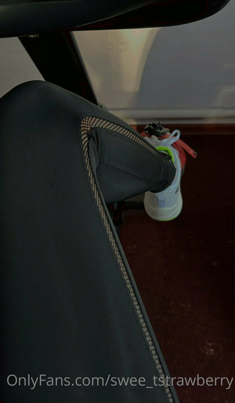 軍事アジア人オンリーファンズ 無料ヌード 画像