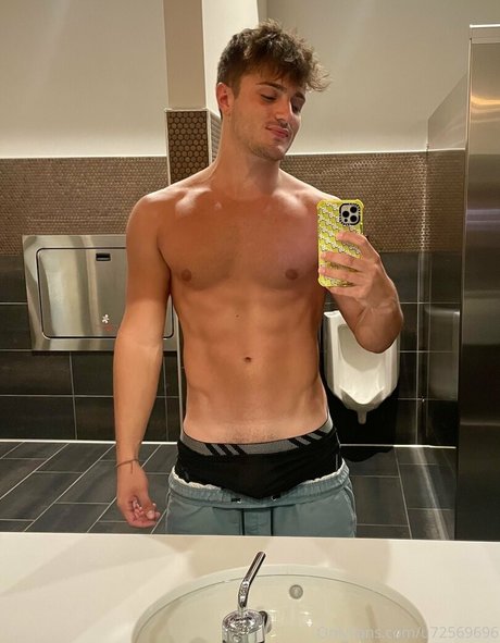 ゲイディルドオンリーファンズ ホットセックス 写真