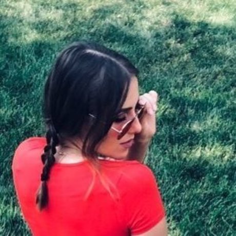 陸軍の熟女オンリーファンズ ポルノ 写真