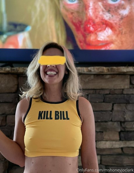 かわいいアナルオンリーファンズ 裸 写真