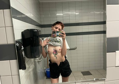 ryan rainn アートスター 写真