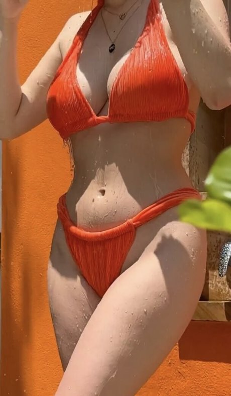 ニューハーフの乗馬オンリーファンズ 限定 写真