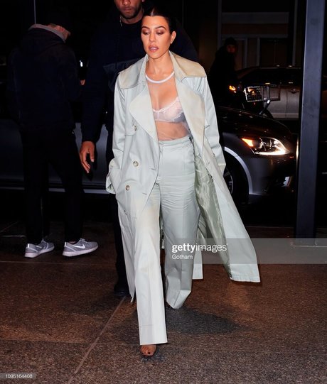 肉厚熟女オンリーファンズ セックス 写真