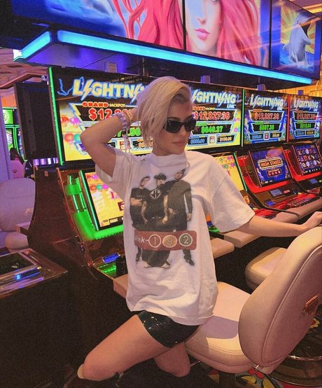 Kourtney Kardashian ポルノスター 写真