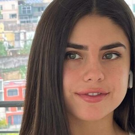 Melissa Leal ヌードスター アーカイブ