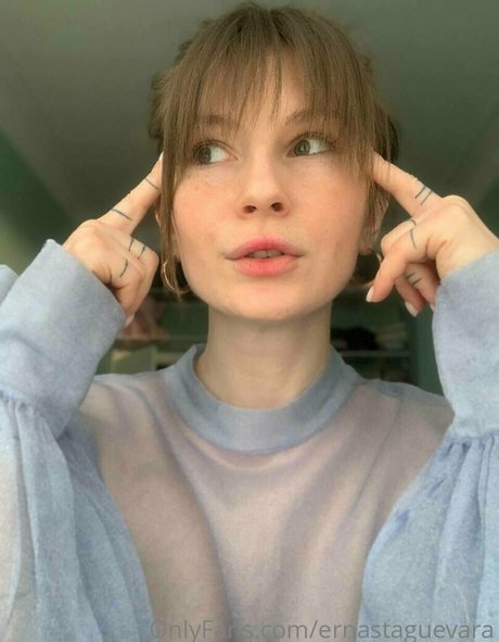 Ernesta Guevara ポルノ女優 写真