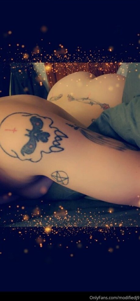 modifiedj9 ヌードのポルノスター 写真