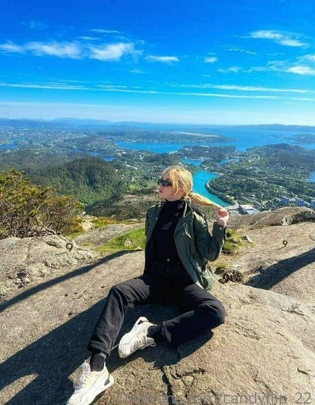 chloe ira 素敵なスター 写真