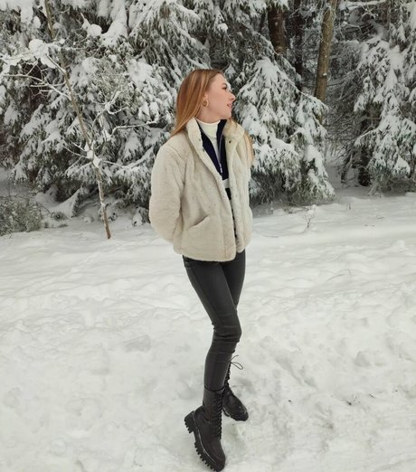 itsSky アダルト女優 画像